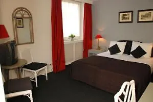 Logis Restaurant Pont Du Gard Hotel Uzes