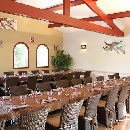 Logis Restaurant Pont Du Gard 3*