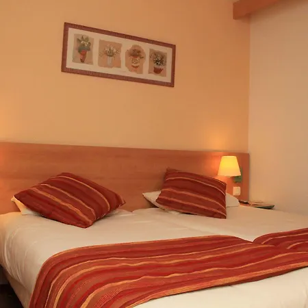 Logis Restaurant Pont Du Gard