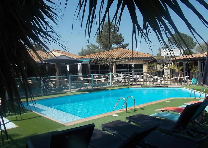 Logis Restaurant Pont Du Gard 3* Uzès