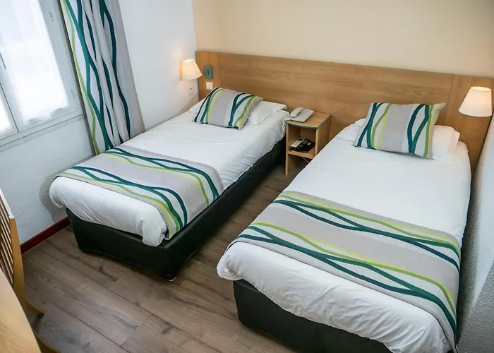 Logis Restaurant Pont Du Gard